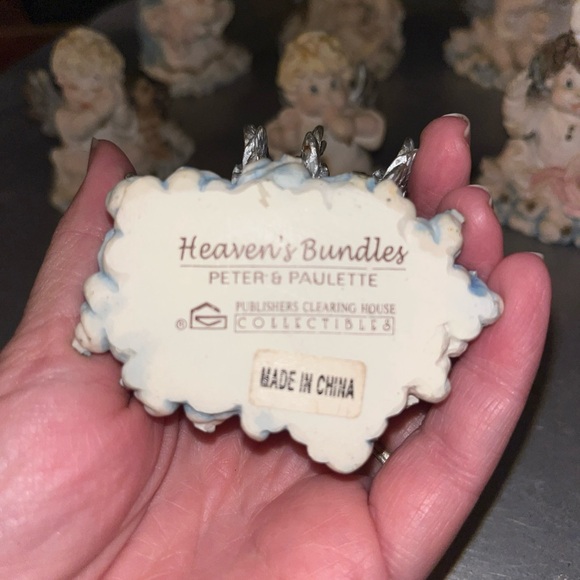 Heaven’s bundles angel figurines collectibles. - Picture 6 of 6